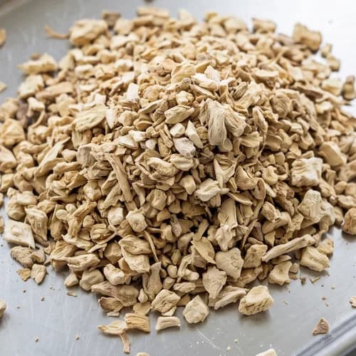 Ingwer: getrocknetes Pflanzenmaterial